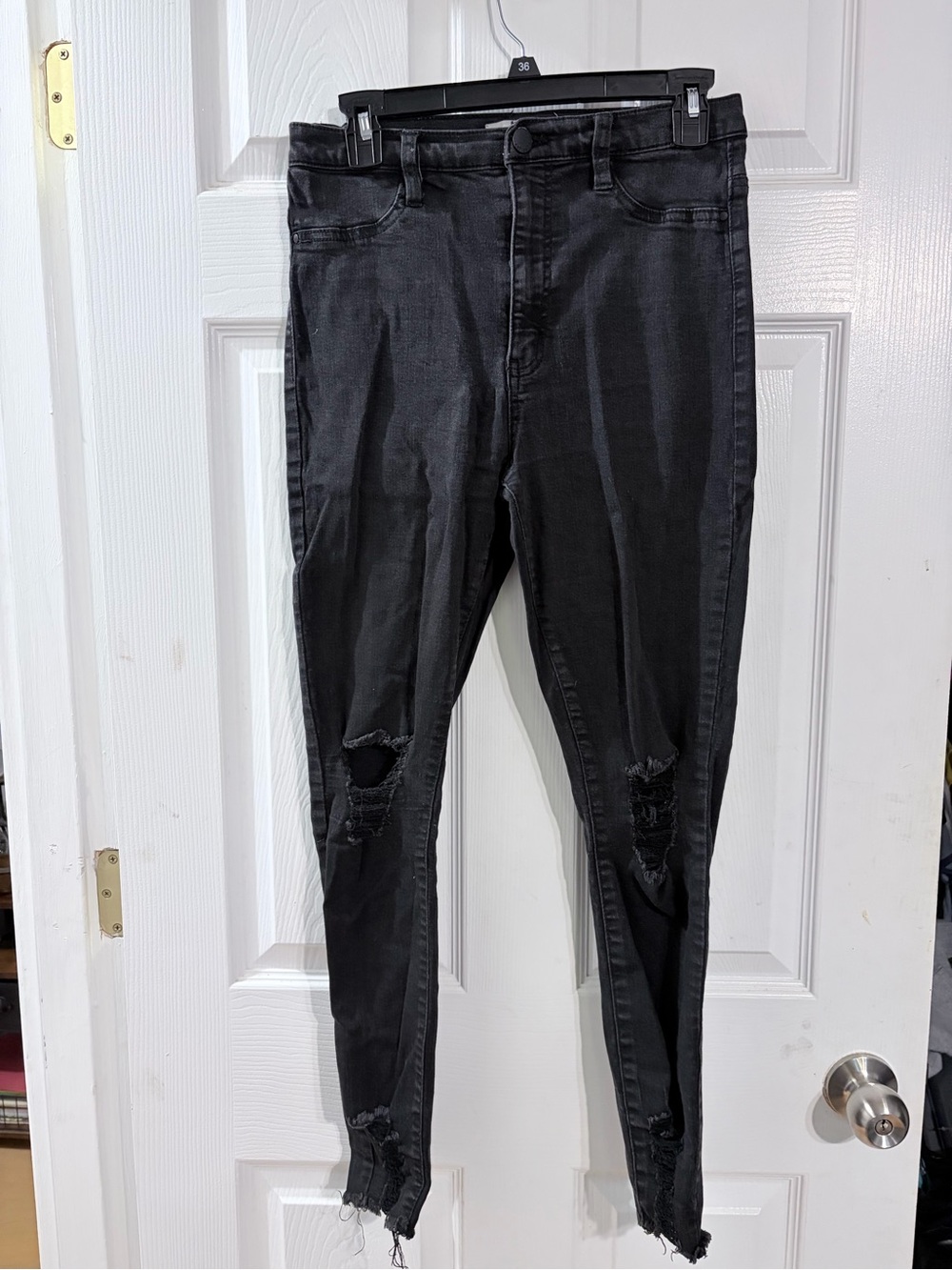 Refuge Black Ripped Skinny Jeans 8 Distressed Raw Hem Stretch